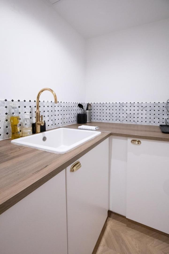 Appartement Charmant Proche De L'Arc Triomphe -2P Paris Eksteriør bilde