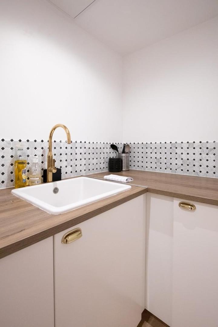 Appartement Charmant Proche De L'Arc Triomphe -2P Paris Eksteriør bilde